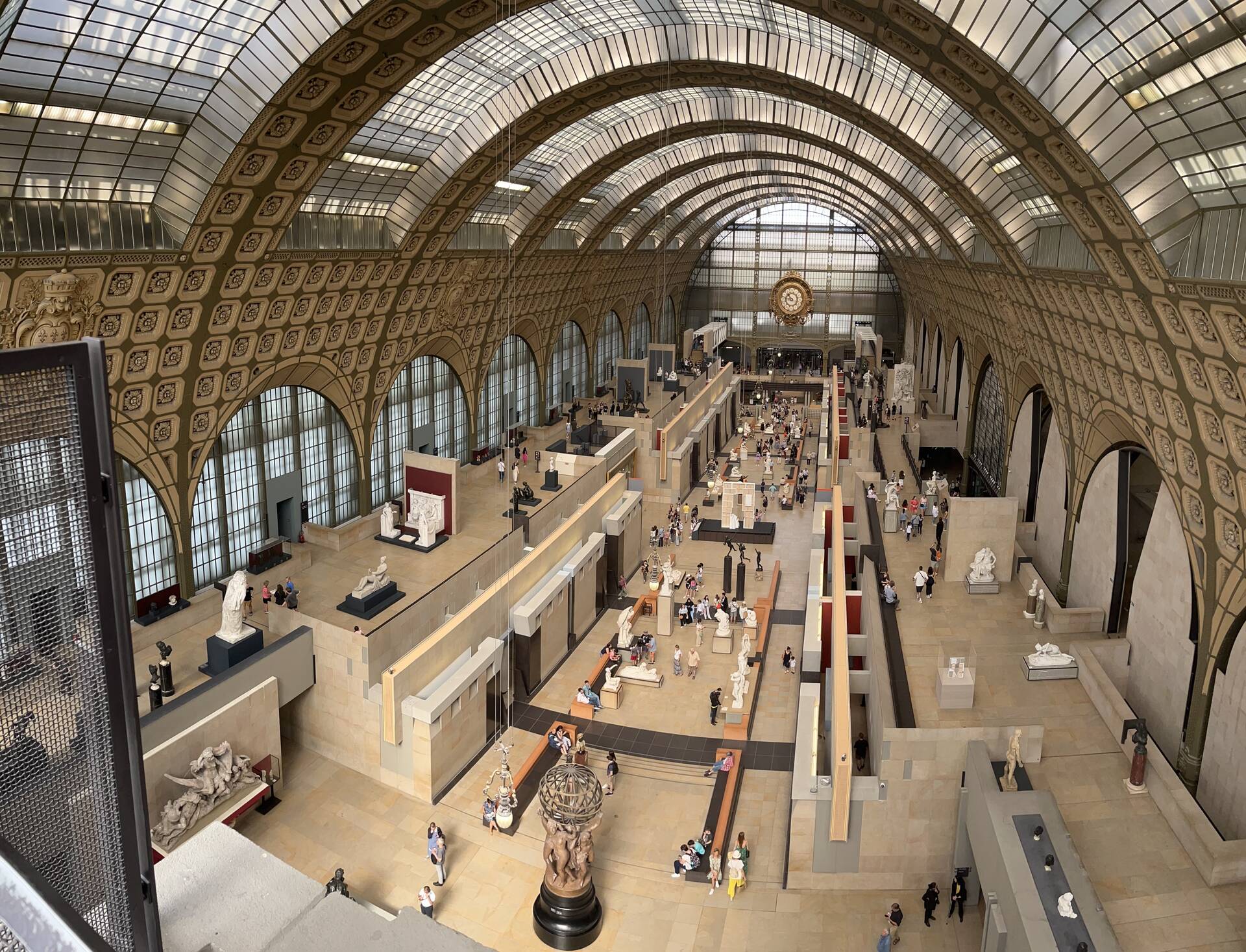 奥赛博物馆，改建自火车站